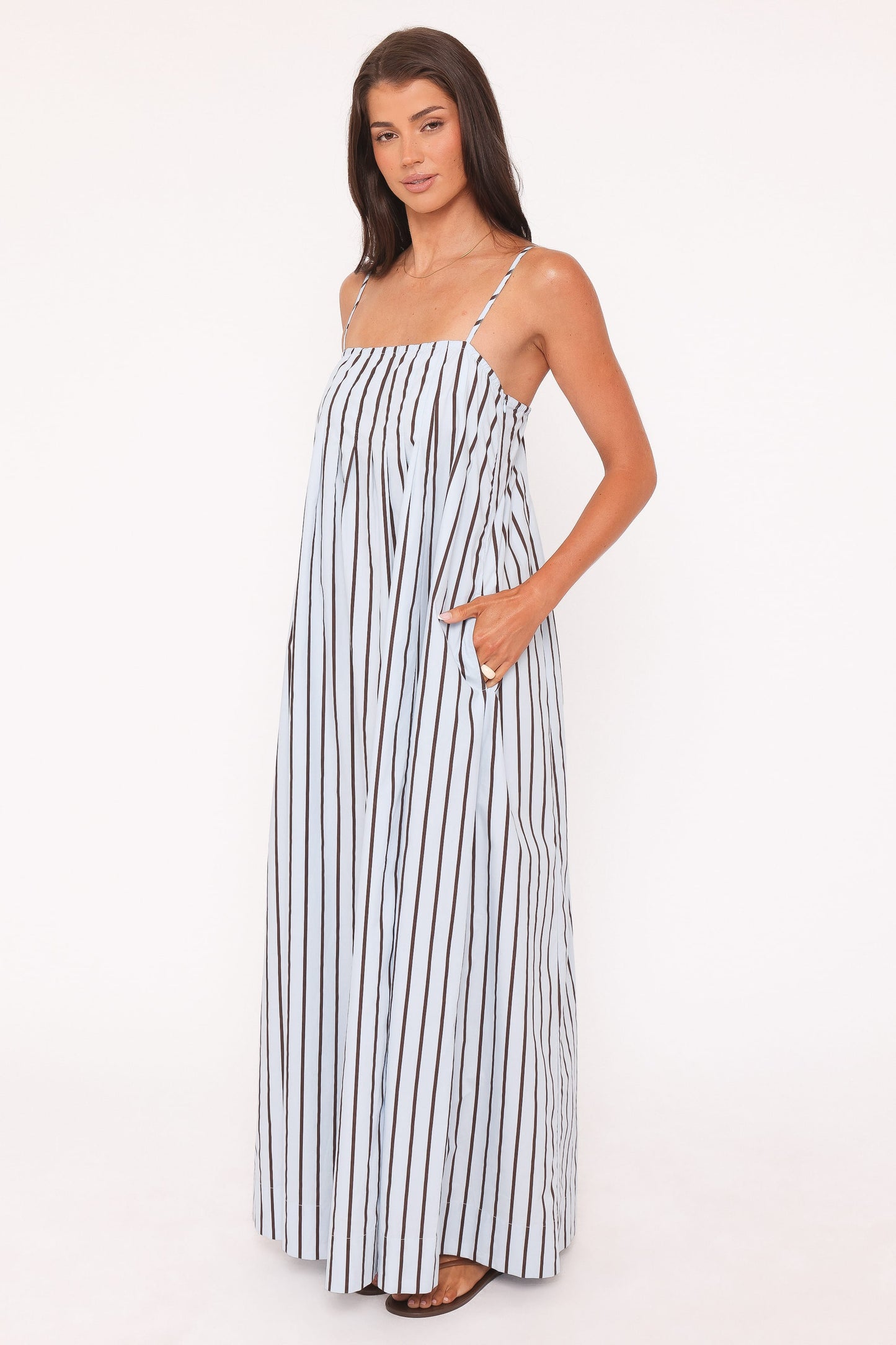 Vestido maxi rayas azul y marrón | Estiliza la figura