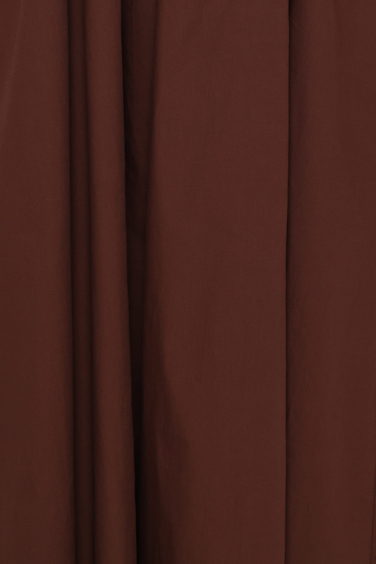 Vestido maxi marrón escote cuadrado | Fluidez y estilo