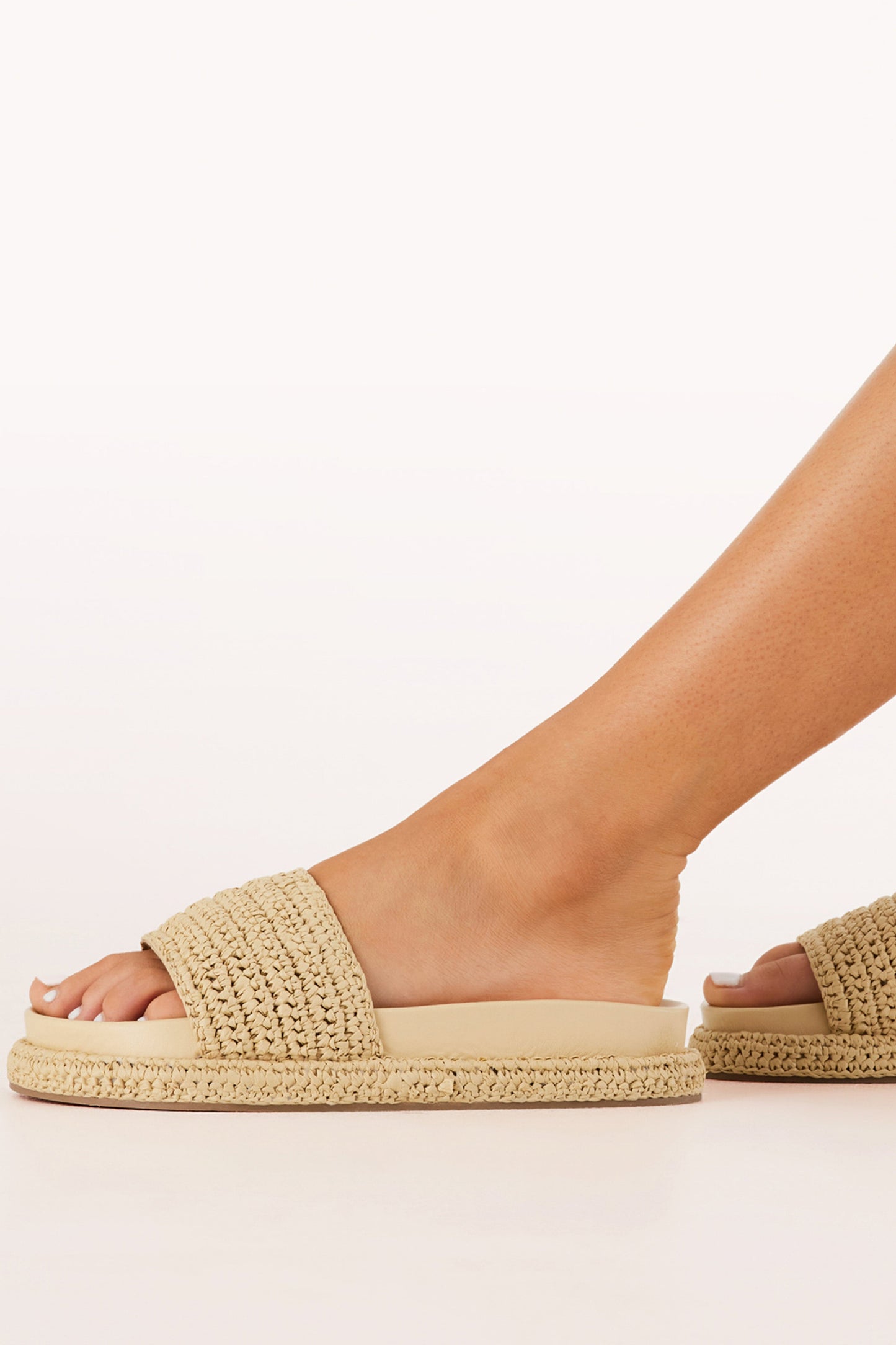 Sandalias planas de rafia | Cómodas todo el día