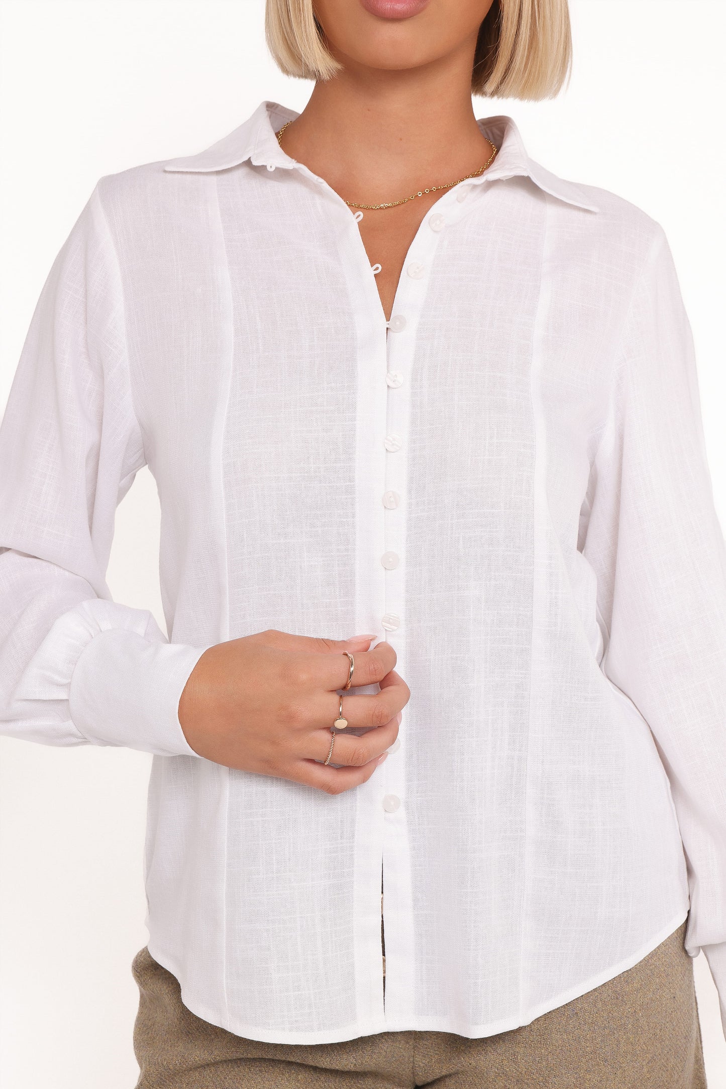 Camisa blanca manga larga | Sofisticación versátil
