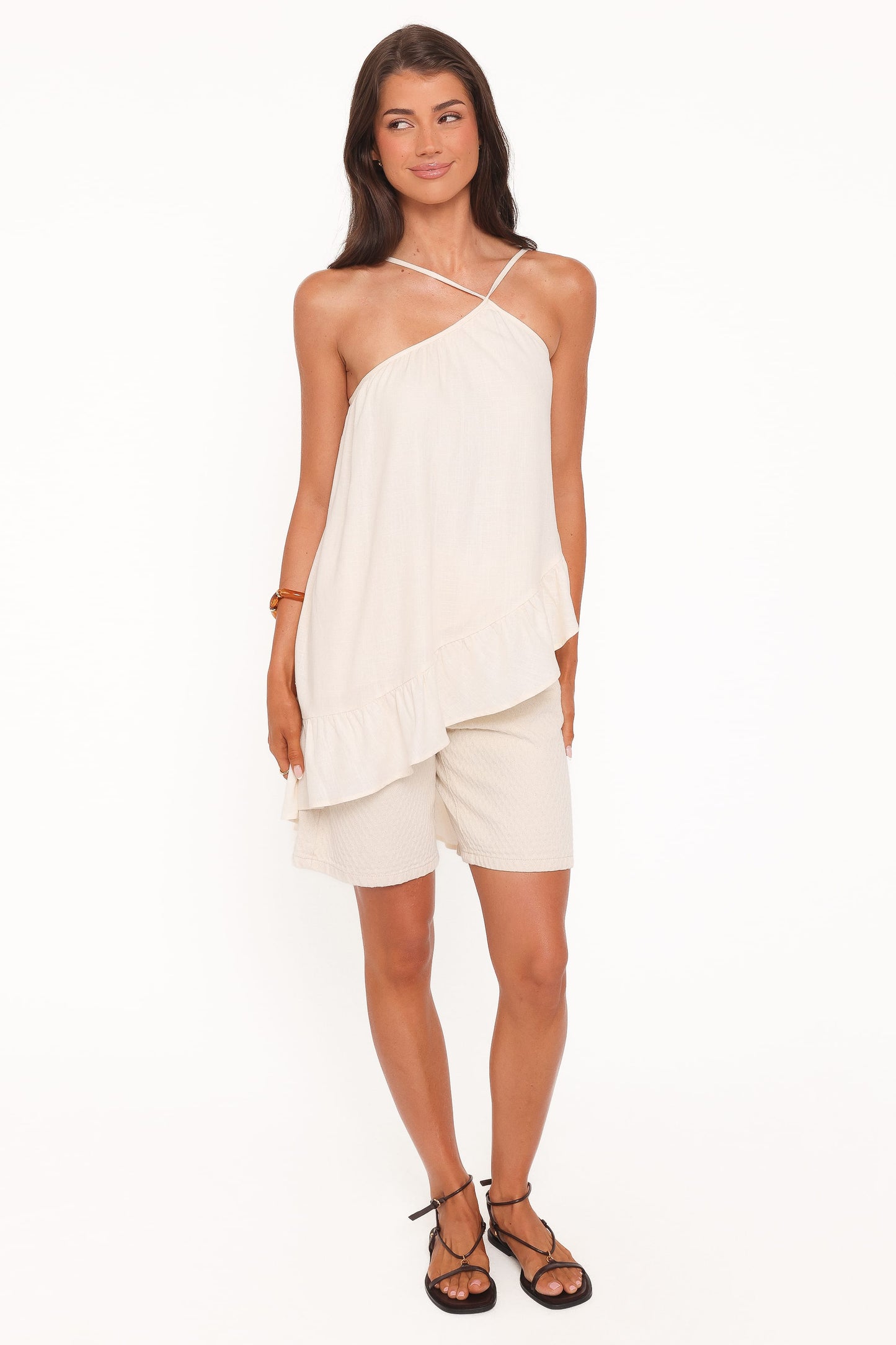 Top asimétrico fluido crema | Elegancia moderna