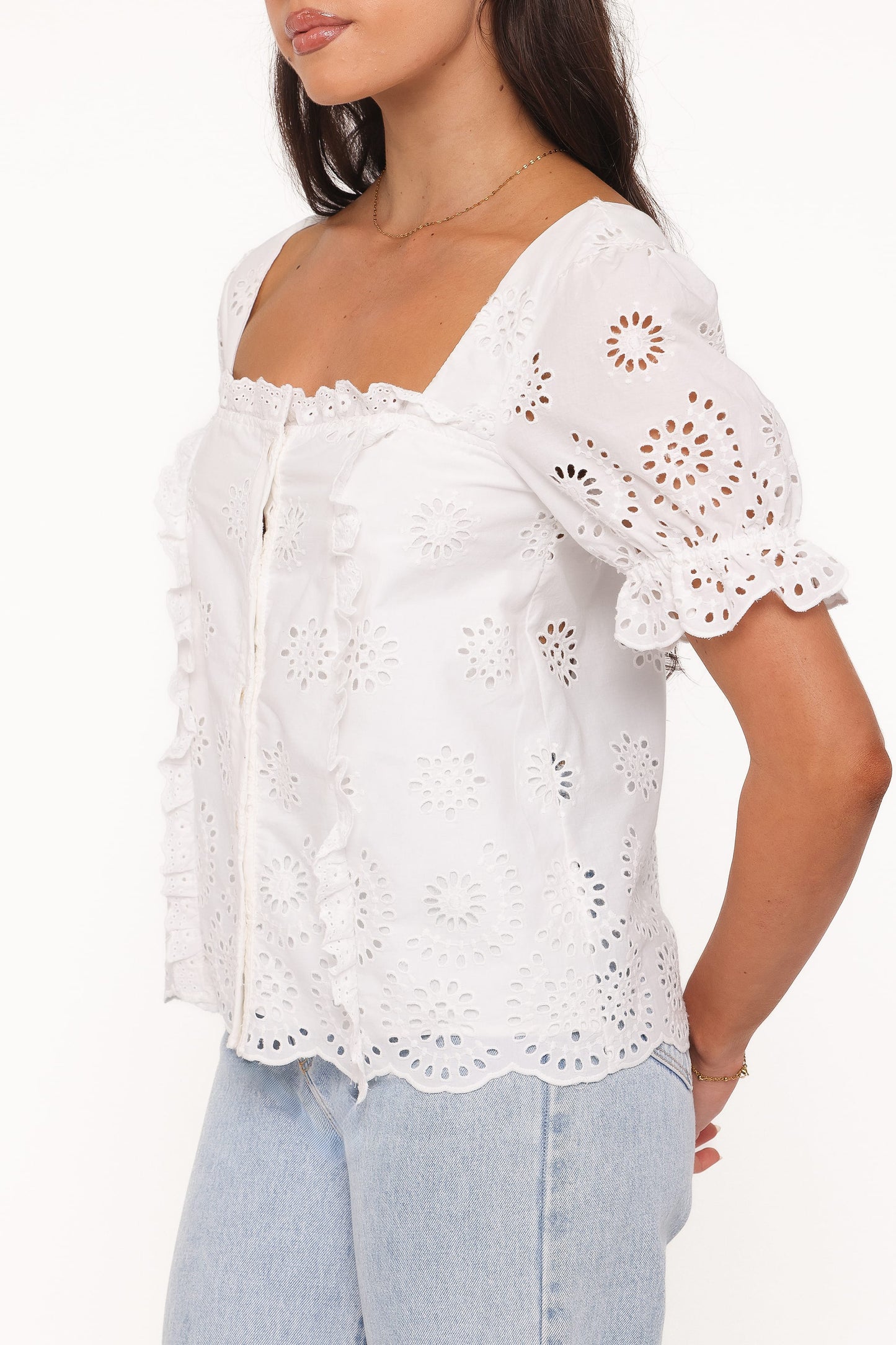 Top blanco bordado suizo | Romanticismo estival