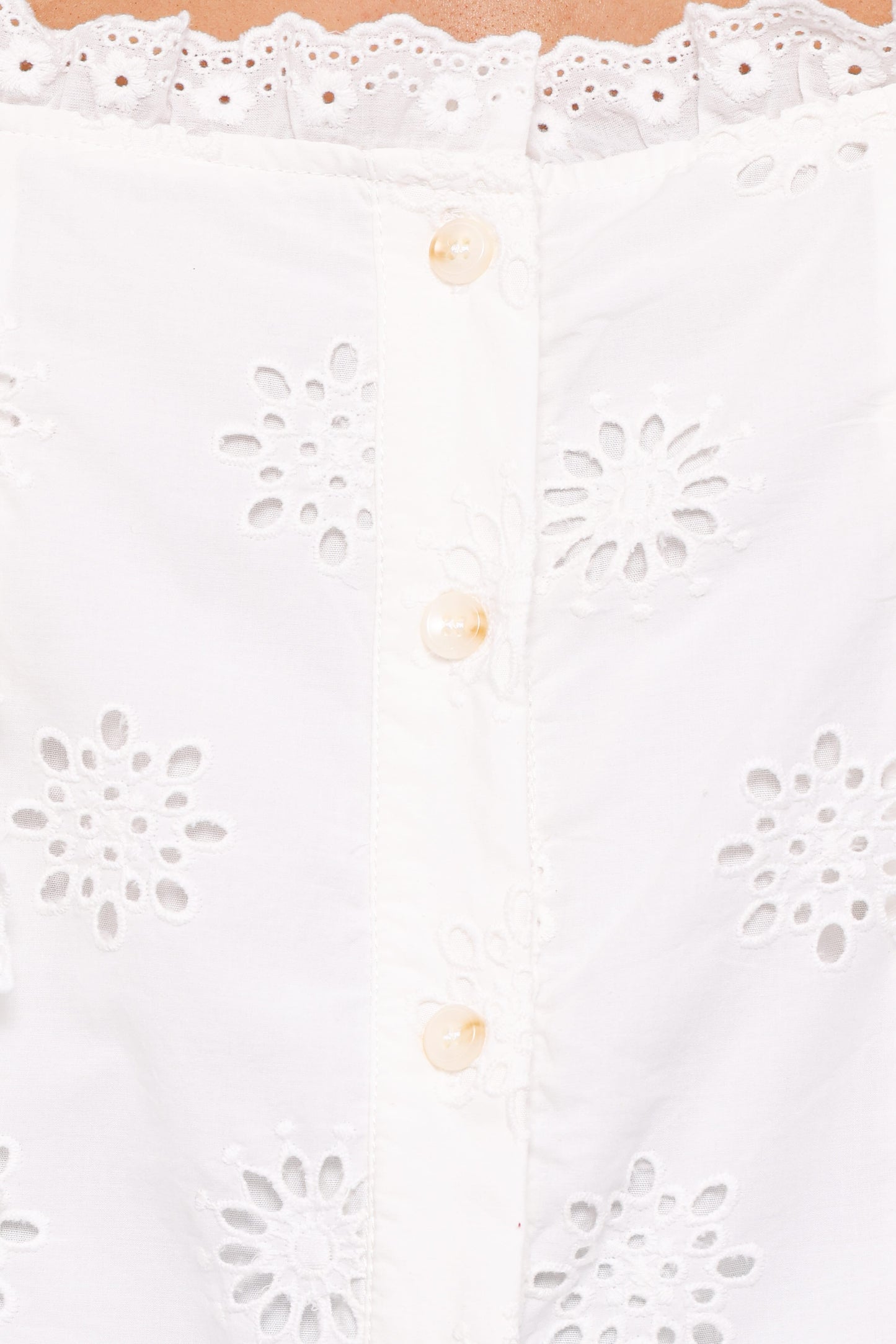 Top blanco bordado suizo | Romanticismo estival