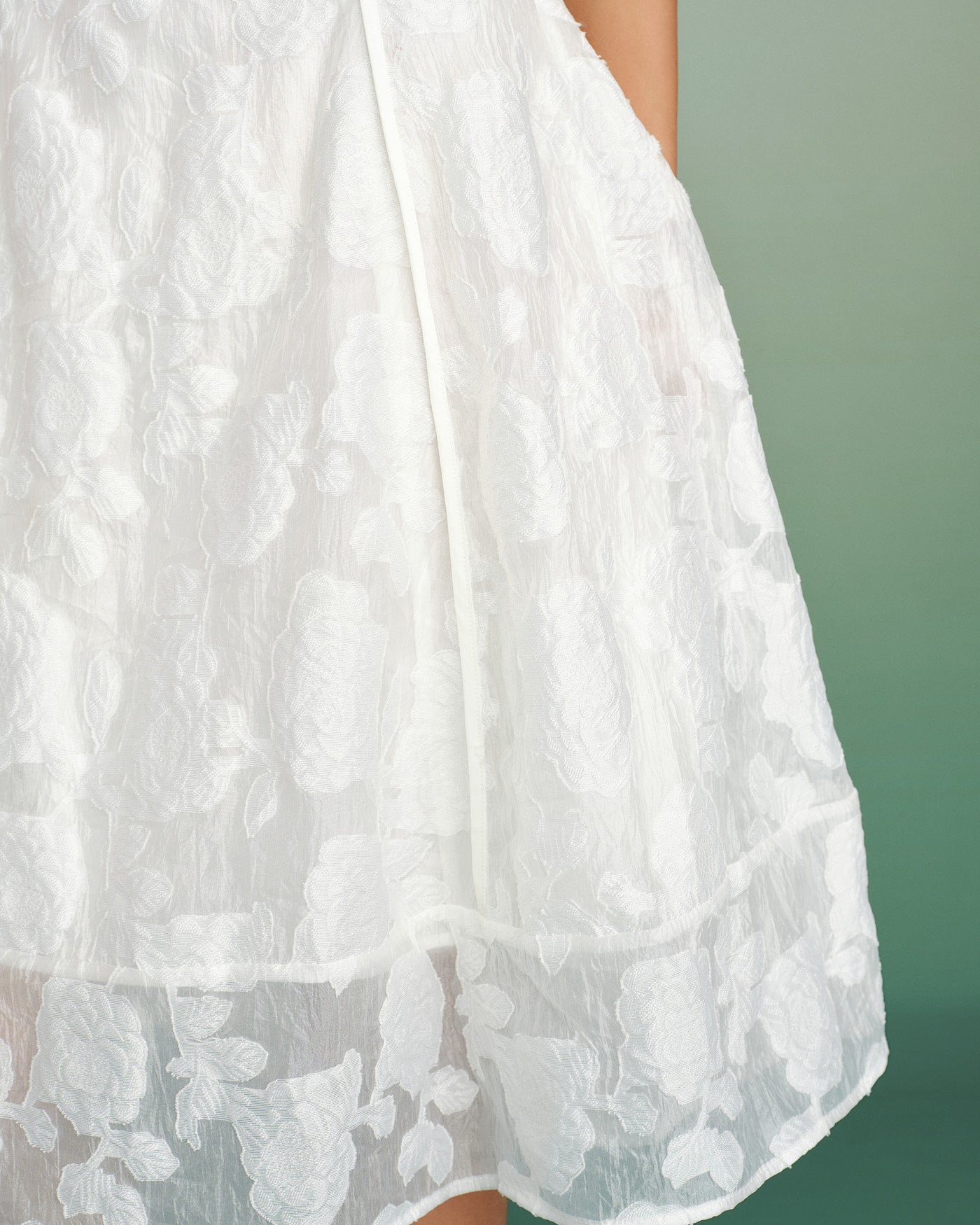Vestido midi jacquard escote cuadrado | Textura única